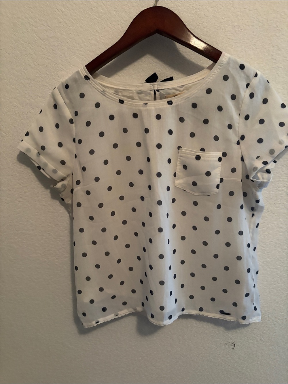 Hollister White Short Sleeve Blouse with Black Polka Dots